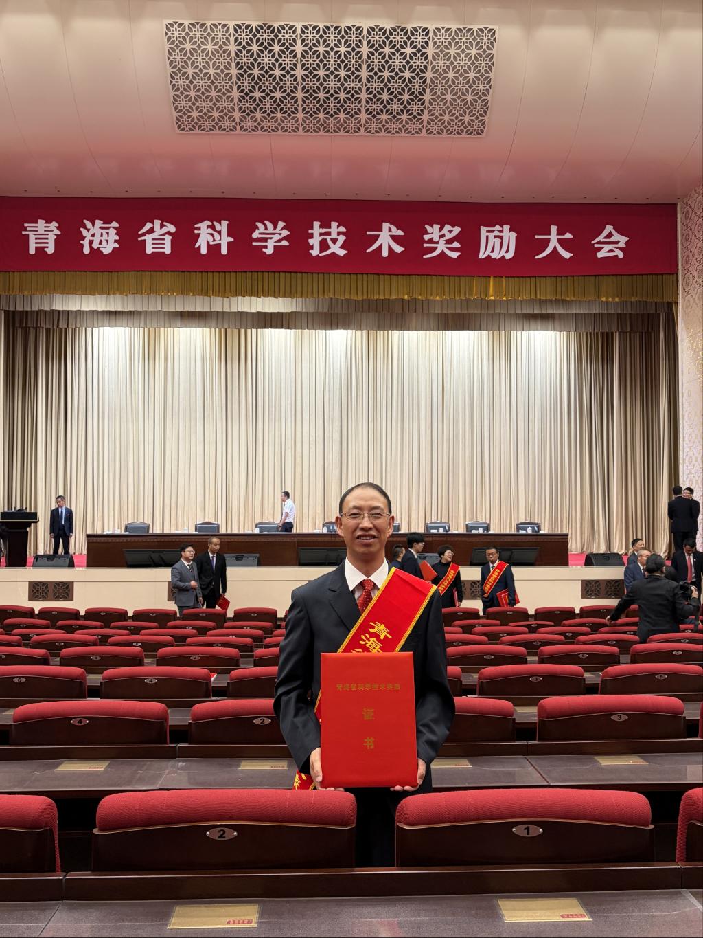图片1.png 图片1.png